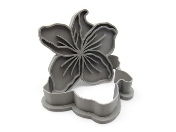 Hibiscus-Flower-Stamp-with-cutter-standing-IMG_9469-white Photoroom