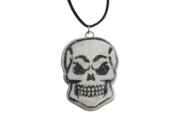 Skull-Statement-Necklace-on-white-IMG_0034-Photoroomjpg