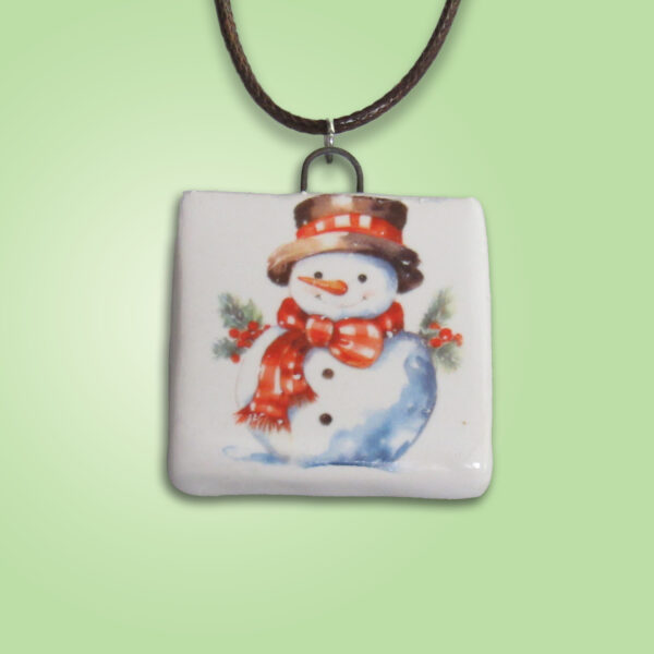 Snowman-Red-Scarf-carrot-nose-Green-copyjpg